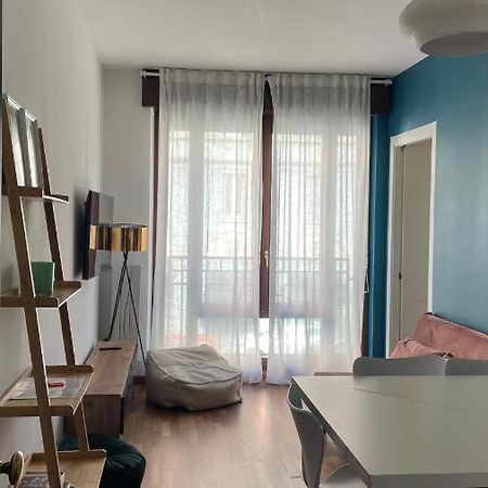 Bocconi 1 Bdr With Style Leilighet Milano Eksteriør bilde